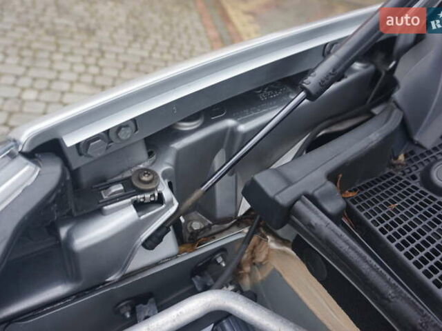 Рено Кєнгу 2018 у Самборе на Automoto.ua Сірий Рено Кєнгу, об'ємом двигуна 0 л та пробігом 72 тис. км за 11000 $, фото 59 на Automoto.ua