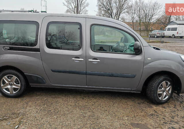 Сірий Рено Кєнгу, об'ємом двигуна 1.5 л та пробігом 111 тис. км за 15000 $, фото 2 на Automoto.ua