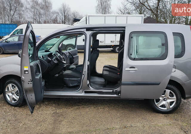 Сірий Рено Кєнгу, об'ємом двигуна 1.5 л та пробігом 111 тис. км за 15000 $, фото 10 на Automoto.ua