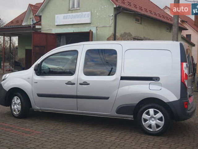 Сірий Рено Кєнгу, об'ємом двигуна 0 л та пробігом 79 тис. км за 11111 $, фото 11 на Automoto.ua