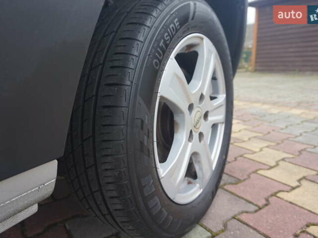 Рено Кєнгу 2018 у Самборе на Automoto.ua Сірий Рено Кєнгу, об'ємом двигуна 0 л та пробігом 72 тис. км за 11000 $, фото 65 на Automoto.ua