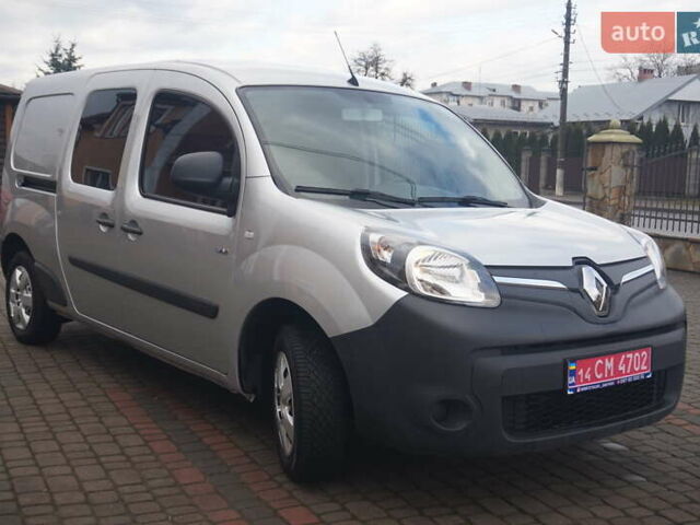 Сірий Рено Кєнгу, об'ємом двигуна 0 л та пробігом 79 тис. км за 11111 $, фото 4 на Automoto.ua