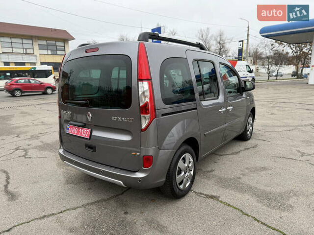 Серый Рено Кенгу, объемом двигателя 1.5 л и пробегом 170 тыс. км за 13999 $, фото 18 на Automoto.ua