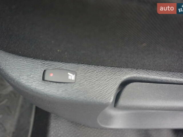 Сірий Рено Кєнгу, об'ємом двигуна 0 л та пробігом 79 тис. км за 11111 $, фото 30 на Automoto.ua