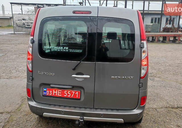 Сірий Рено Кєнгу, об'ємом двигуна 1.5 л та пробігом 111 тис. км за 15000 $, фото 4 на Automoto.ua