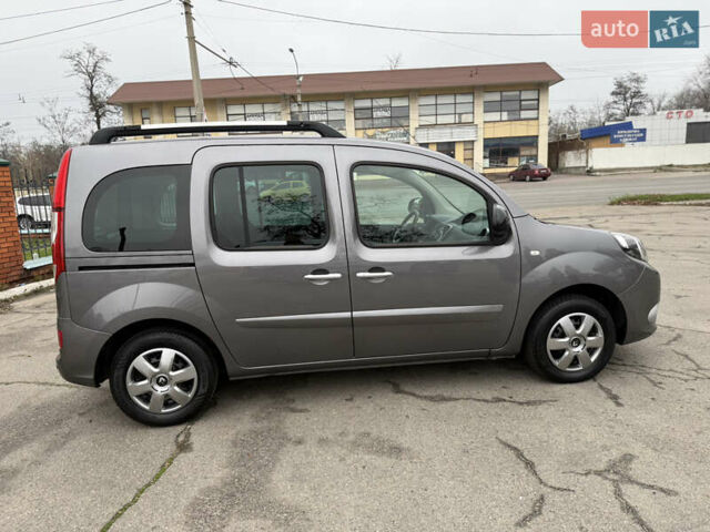 Серый Рено Кенгу, объемом двигателя 1.5 л и пробегом 170 тыс. км за 13999 $, фото 15 на Automoto.ua