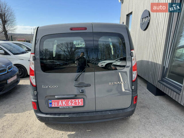 Сірий Рено Кєнгу, об'ємом двигуна 0 л та пробігом 119 тис. км за 9400 $, фото 6 на Automoto.ua