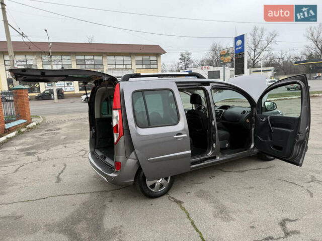 Серый Рено Кенгу, объемом двигателя 1.5 л и пробегом 170 тыс. км за 13999 $, фото 101 на Automoto.ua