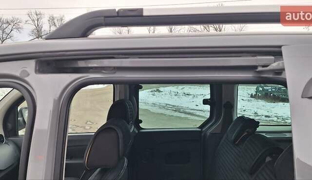 Серый Рено Кенгу, объемом двигателя 0 л и пробегом 159 тыс. км за 13500 $, фото 50 на Automoto.ua