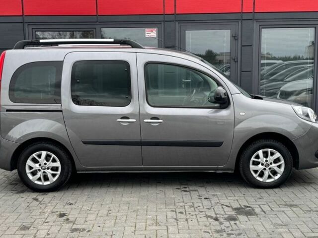 Серый Рено Кенгу, объемом двигателя 1.5 л и пробегом 179 тыс. км за 9150 $, фото 3 на Automoto.ua