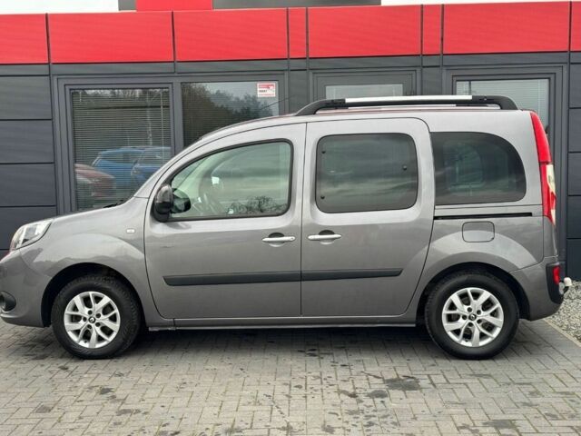 Серый Рено Кенгу, объемом двигателя 1.5 л и пробегом 179 тыс. км за 8500 $, фото 4 на Automoto.ua