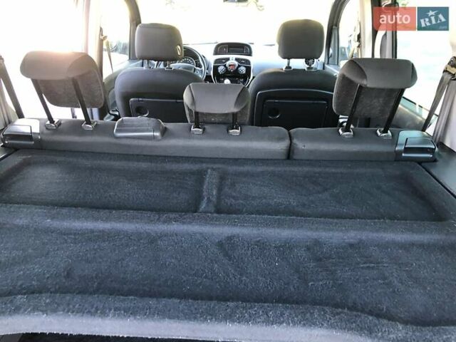 Сірий Рено Кєнгу, об'ємом двигуна 1.5 л та пробігом 195 тис. км за 13999 $, фото 55 на Automoto.ua