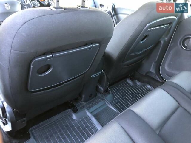 Сірий Рено Кєнгу, об'ємом двигуна 1.5 л та пробігом 195 тис. км за 13999 $, фото 34 на Automoto.ua