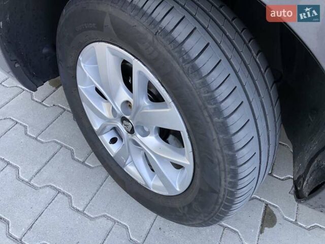 Сірий Рено Кєнгу, об'ємом двигуна 1.5 л та пробігом 195 тис. км за 13999 $, фото 9 на Automoto.ua