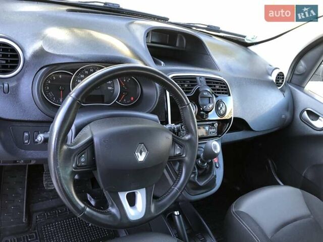 Сірий Рено Кєнгу, об'ємом двигуна 1.5 л та пробігом 195 тис. км за 13999 $, фото 23 на Automoto.ua