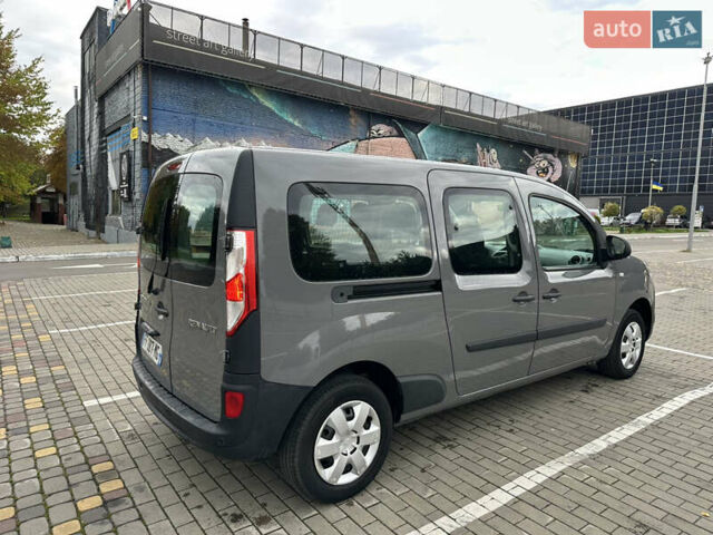 Рено Кенгу 2019 в Луцке на Automoto.ua Серый Рено Кенгу, объемом двигателя 1.5 л и пробегом 230 тыс. км за 12999 $, фото 10 на Automoto.ua