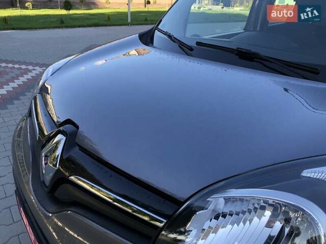 Сірий Рено Кєнгу, об'ємом двигуна 1.5 л та пробігом 195 тис. км за 13999 $, фото 10 на Automoto.ua