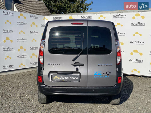 Рено Кенгу 2021 в Луцке на Automoto.ua Серый Рено Кенгу, объемом двигателя 0 л и пробегом 17 тыс. км за 14500 $, фото 40 на Automoto.ua