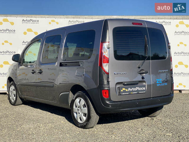 Рено Кенгу 2021 в Луцке на Automoto.ua Серый Рено Кенгу, объемом двигателя 0 л и пробегом 17 тыс. км за 14500 $, фото 37 на Automoto.ua