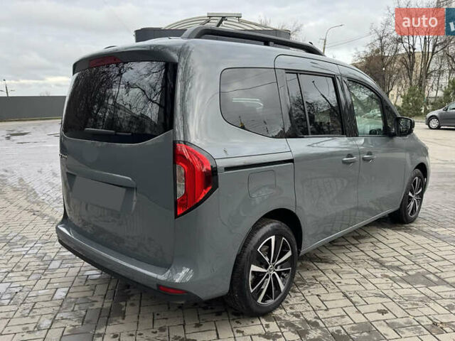 Серый Рено Кенгу, объемом двигателя 0 л и пробегом 11 тыс. км за 24700 $, фото 6 на Automoto.ua