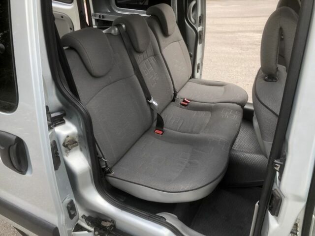 Серый Рено Кенгу, объемом двигателя 1.4 л и пробегом 112 тыс. км за 5500 $, фото 10 на Automoto.ua