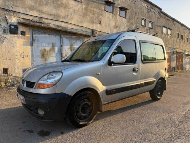 Серый Рено Кенгу, объемом двигателя 1.4 л и пробегом 402 тыс. км за 4164 $, фото 1 на Automoto.ua