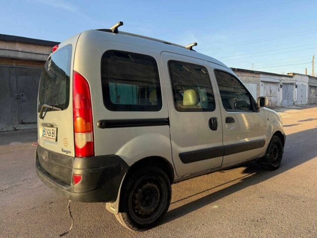 Серый Рено Кенгу, объемом двигателя 1.4 л и пробегом 402 тыс. км за 4164 $, фото 3 на Automoto.ua