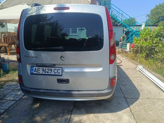 Сірий Рено Кєнгу, об'ємом двигуна 1.5 л та пробігом 254 тис. км за 6700 $, фото 3 на Automoto.ua