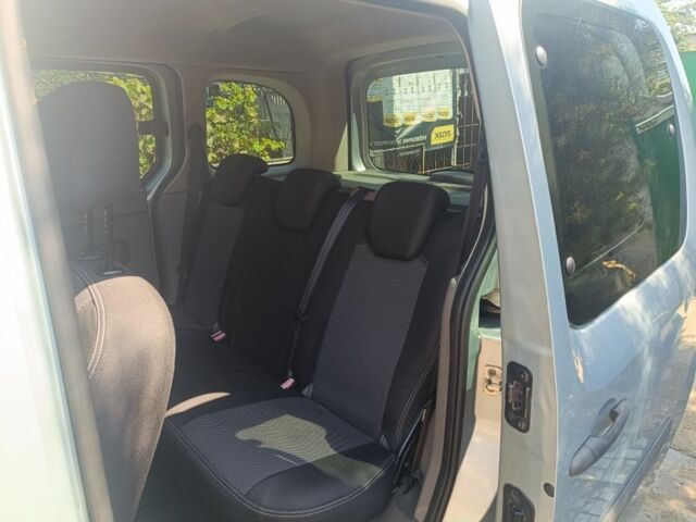 Сірий Рено Кєнгу, об'ємом двигуна 1.5 л та пробігом 254 тис. км за 6700 $, фото 7 на Automoto.ua