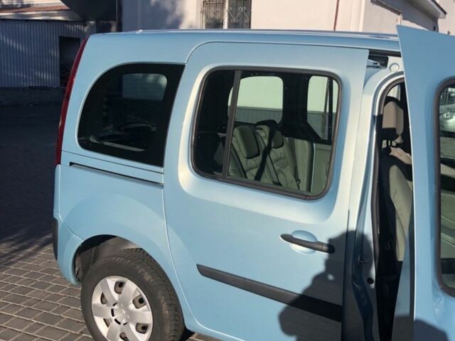 Рено Кенгу 2009 в Миргороде на Automoto.ua Серый Рено Кенгу, объемом двигателя 1.5 л и пробегом 300 тыс. км за 7650 $, фото 2 на Automoto.ua