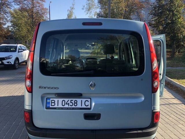 Рено Кенгу 2009 в Миргороде на Automoto.ua Серый Рено Кенгу, объемом двигателя 1.5 л и пробегом 300 тыс. км за 7650 $, фото 7 на Automoto.ua