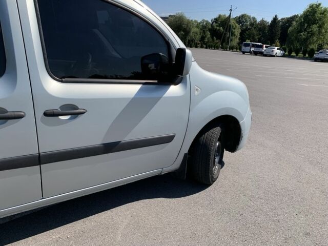 Сірий Рено Кєнгу, об'ємом двигуна 1.5 л та пробігом 270 тис. км за 5400 $, фото 3 на Automoto.ua