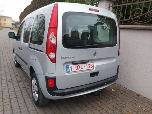 Сірий Рено Кєнгу, об'ємом двигуна 1.5 л та пробігом 240 тис. км за 7500 $, фото 9 на Automoto.ua