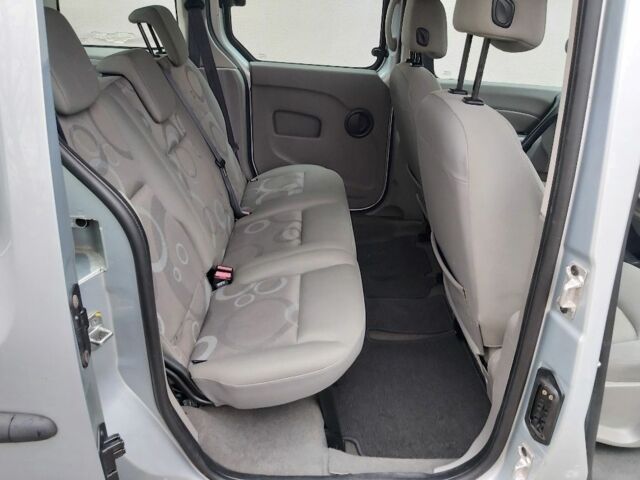 Сірий Рено Кєнгу, об'ємом двигуна 1.5 л та пробігом 240 тис. км за 7500 $, фото 17 на Automoto.ua