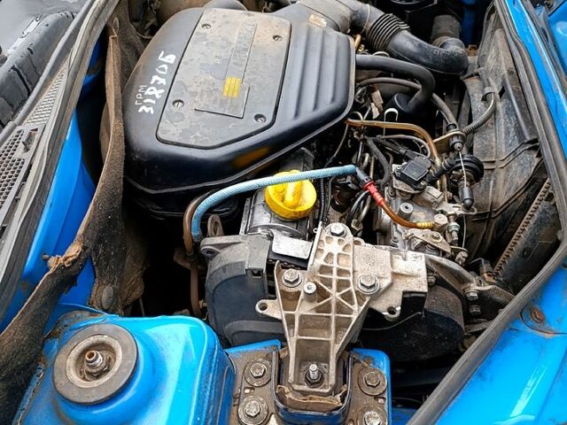 Синій Рено Кєнгу, об'ємом двигуна 1.9 л та пробігом 318 тис. км за 2250 $, фото 6 на Automoto.ua