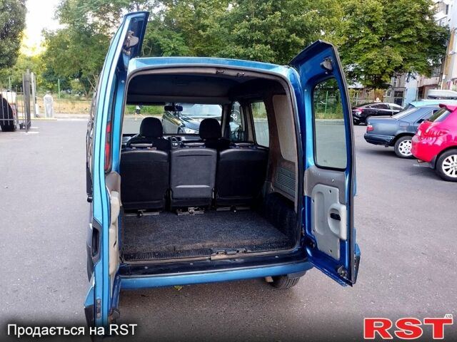 Синий Рено Кенгу, объемом двигателя 1.6 л и пробегом 149 тыс. км за 5200 $, фото 11 на Automoto.ua