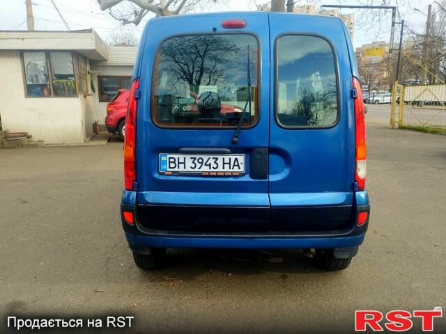 Синий Рено Кенгу, объемом двигателя 1.6 л и пробегом 149 тыс. км за 5200 $, фото 4 на Automoto.ua