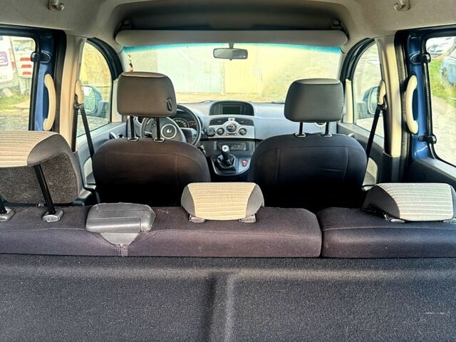 Синий Рено Кенгу, объемом двигателя 1.5 л и пробегом 195 тыс. км за 7400 $, фото 6 на Automoto.ua