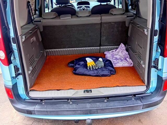 Синій Рено Кєнгу, об'ємом двигуна 1.5 л та пробігом 240 тис. км за 7500 $, фото 3 на Automoto.ua