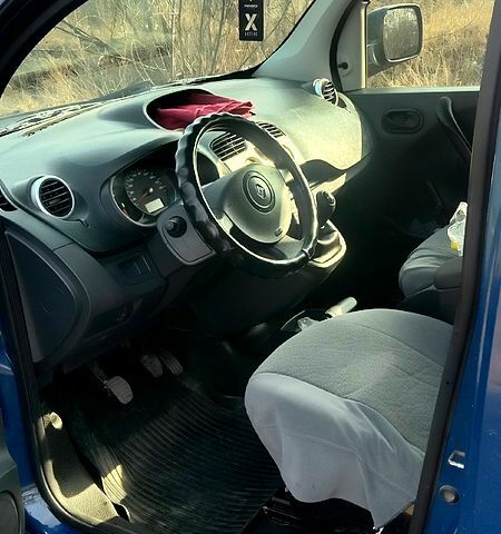 Синий Рено Кенгу, объемом двигателя 1.5 л и пробегом 180 тыс. км за 6150 $, фото 3 на Automoto.ua