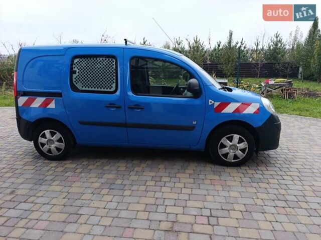 Рено Кєнгу 2013 у Хмельницькому на Automoto.ua Синій Рено Кєнгу, об'ємом двигуна 0 л та пробігом 42 тис. км за 4800 $, фото 2 на Automoto.ua