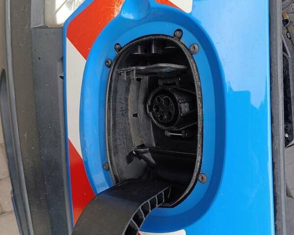 Рено Кєнгу 2013 у Хмельницькому на Automoto.ua Синій Рено Кєнгу, об'ємом двигуна 0 л та пробігом 42 тис. км за 4800 $, фото 14 на Automoto.ua