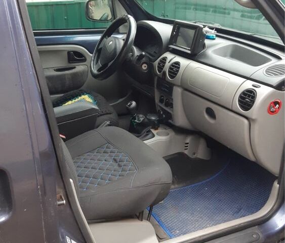 Синий Рено Кенгу, объемом двигателя 1.5 л и пробегом 320 тыс. км за 3200 $, фото 2 на Automoto.ua