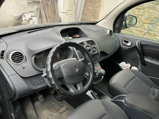 Синий Рено Кенгу, объемом двигателя 1.2 л и пробегом 1 тыс. км за 8900 $, фото 4 на Automoto.ua