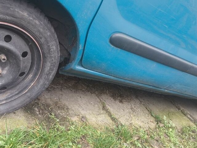 Синій Рено Кєнгу, об'ємом двигуна 1.9 л та пробігом 300 тис. км за 2000 $, фото 3 на Automoto.ua