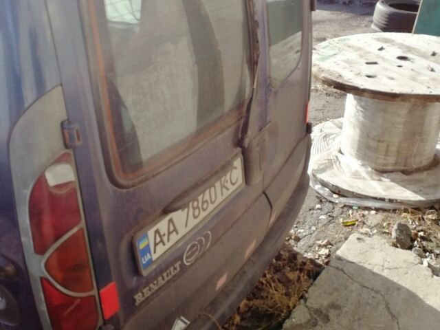 Синий Рено Кенгу, объемом двигателя 1.4 л и пробегом 400 тыс. км за 2500 $, фото 6 на Automoto.ua