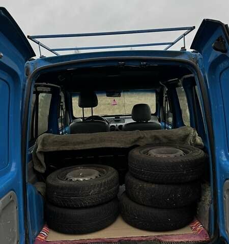 Синий Рено Кенгу, объемом двигателя 1.15 л и пробегом 199 тыс. км за 3000 $, фото 11 на Automoto.ua