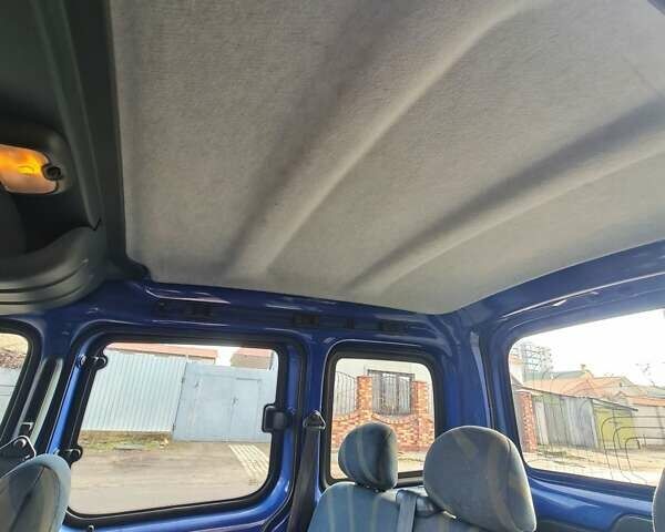 Синий Рено Кенгу, объемом двигателя 1.39 л и пробегом 250 тыс. км за 4100 $, фото 11 на Automoto.ua