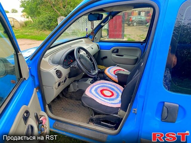 Синий Рено Кенгу, объемом двигателя 1.9 л и пробегом 220 тыс. км за 3500 $, фото 4 на Automoto.ua