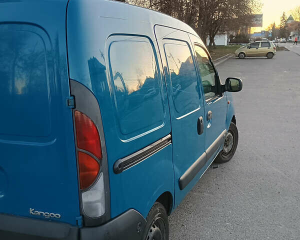 Синий Рено Кенгу, объемом двигателя 1.15 л и пробегом 200 тыс. км за 3000 $, фото 2 на Automoto.ua